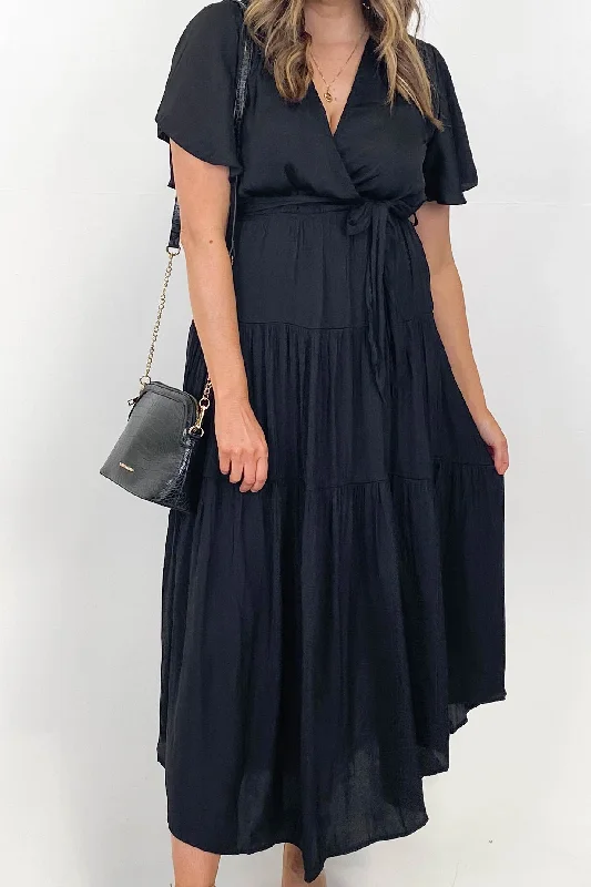 Ebby & I Tier Maxi Dress Black