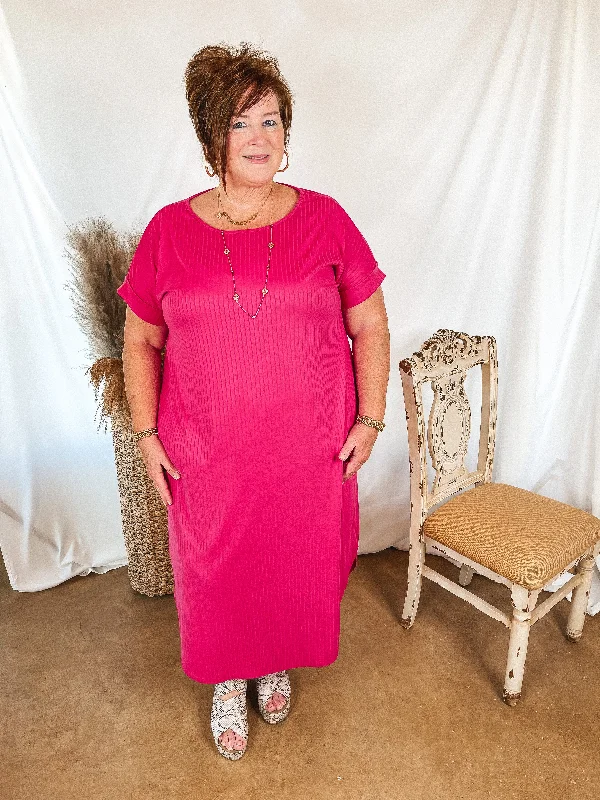 Last Chance Size XL | Chill Looks Short Sleeve Ribbed Midi Dress in Fuchsia Pink