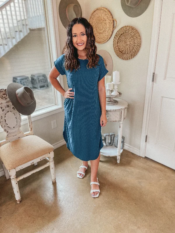 Last Chance Size XL | Chill Looks Short Sleeve Ribbed Midi Dress in Teal