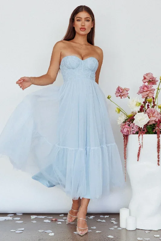 dancing-with-me-sweetheart-tulle-midi-dress-blue