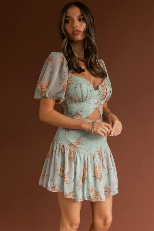 devoted-structured-bust-puff-sleeve-dress-lily-print-pistachio