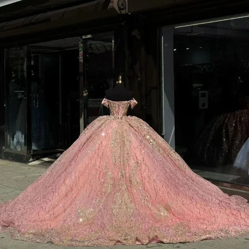 pink-glitter-ball-gown-quinceanera-dresses-off-the-shoulder-gold-applique-lace-beading-tull-corset-vestidos-de-15-anos