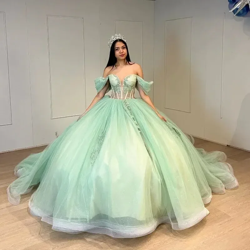 Sage Green Quinceanera Dresses Ball Gown Off Shoulder Applique Lace Beads Puffy Sweet 16 Dress Celebrity Party Gowns Graduation