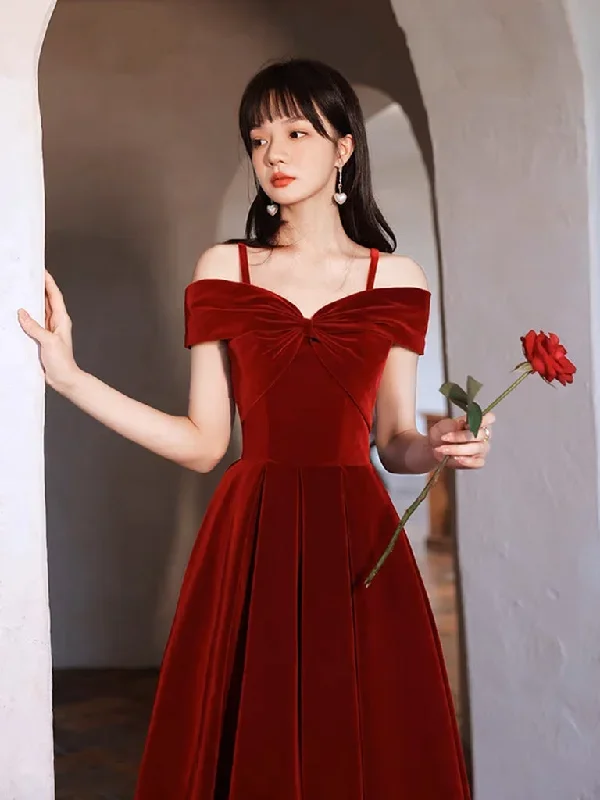 simple-off-shoulder-a-line-tea-length-velvet-burgundy-prom-dress